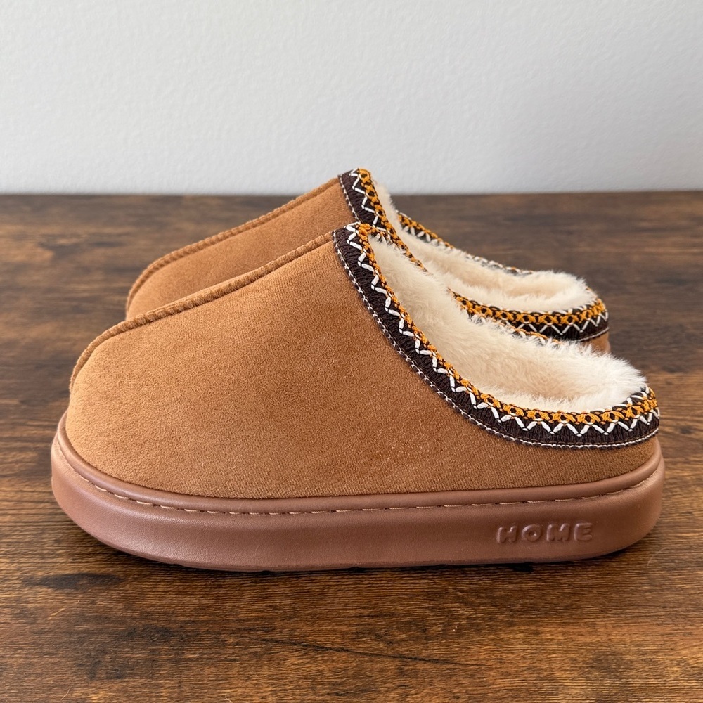NWT Cozy Tan Suede Slippers